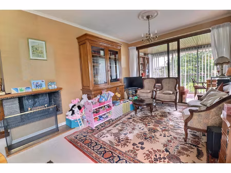 exclusivite - residence standing - sejour 26 m2 - cave - par