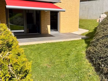 appartement meublé avec extérieur à 200m du lac