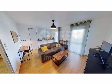nantes (44100) - studio meublé - 25 85 m2