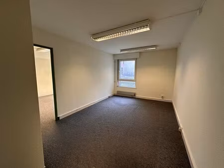 en vente bureau 261 m² – 331 992 € |metz