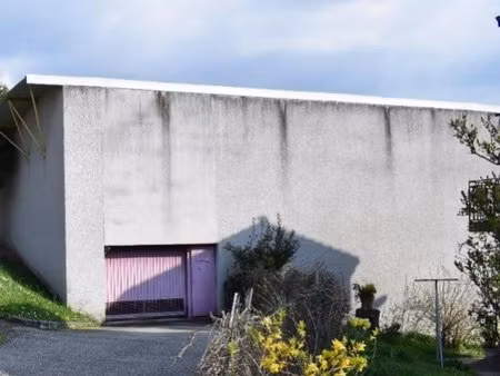 garage / box ferme et securise - rue pasteur - la ricamarie
