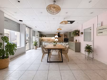 maison de ville de 334.17 m2 sur terrain de 12 52 ares
