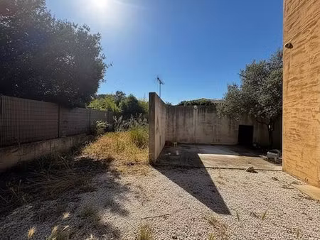 à louer – charmante maison t4 avec jardin – haut de nîmes