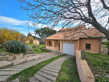 villa la roche blanche 6 pièce(s) 130 m2