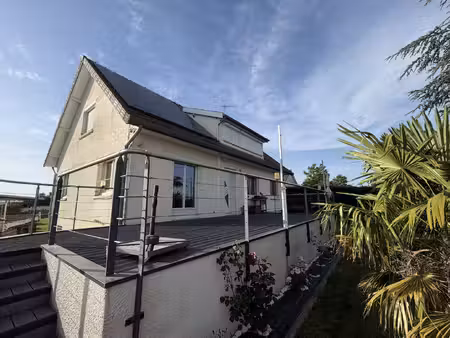 villa trad. sur sous-sol : env. 139 m²
