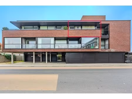 lichtrijk 1-slaapkamerappartement te bredene