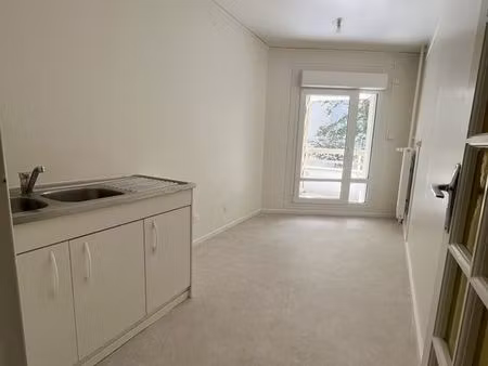 er.10309 - appartement – 5 allée jacques simon – t4 · 80 97 m²