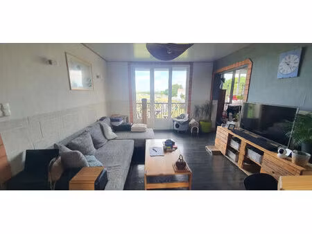 appartement tonnay-charente 3 pièce(s) 67 m2 et grand garage