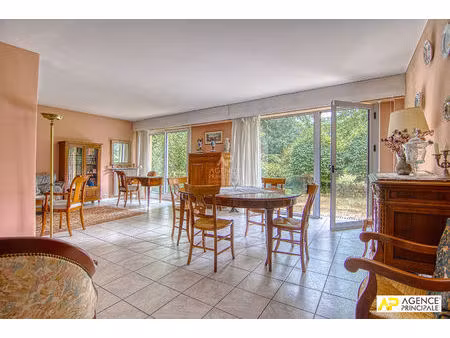 versailles clagny appartement 5 pièces 113 m² rez-de-jardin avec ascenseur  cave et parkin