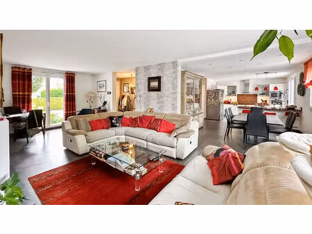 vente maison 6 pièces  140.00m²  cergy