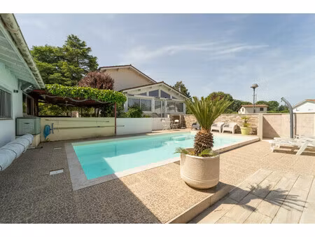 vente maison mont de marsan  168m² 7 pièces 310 000€ avec piscine