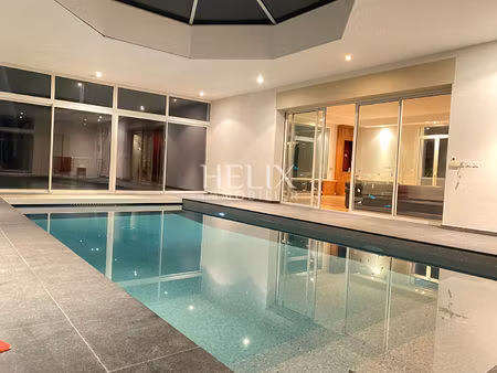 maison de10 pièces 410 m2