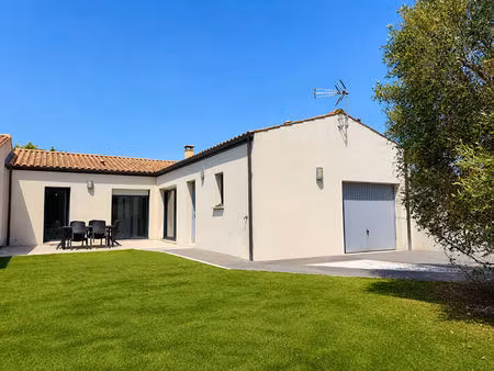 maison salles sur mer