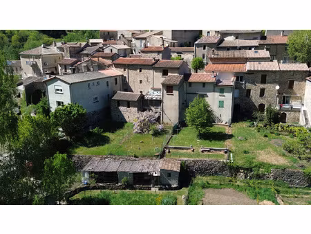 maison de village avec jardin à arre