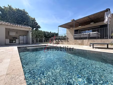 villa d'exception à mollégès 154 m² avec jardin et piscine.