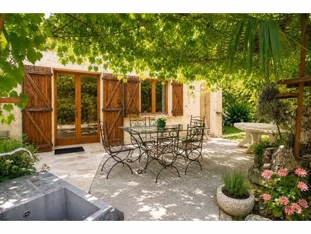 saint-martin-du-var//maison 6 pièces//terrain 1666 m²