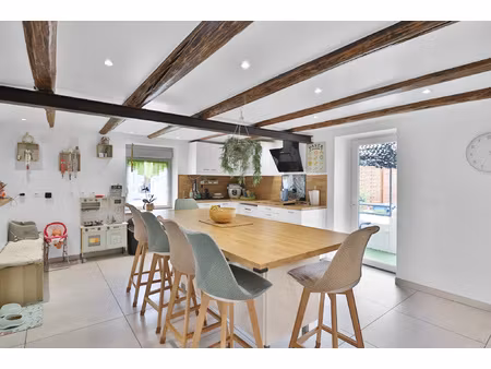 charmante maison f4  3 ch  131 m2; jardin  terrasse et garag