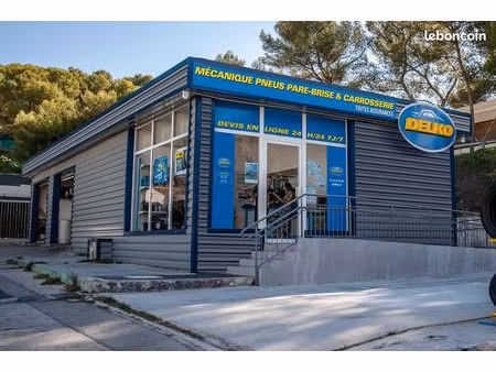 garage automobile  garage 400 m² crest