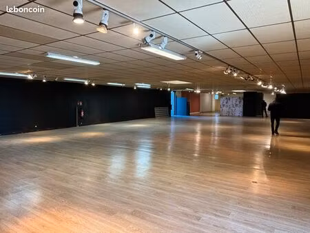local commercial à louer bergerac - 700 m² avec 3 000 m² d’extérieur