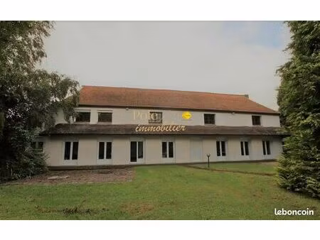 maison 10 pièces 575 m²