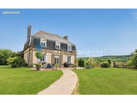 maison 5 pièces 156 m²