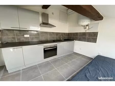 studio 1 pièce 19 m²