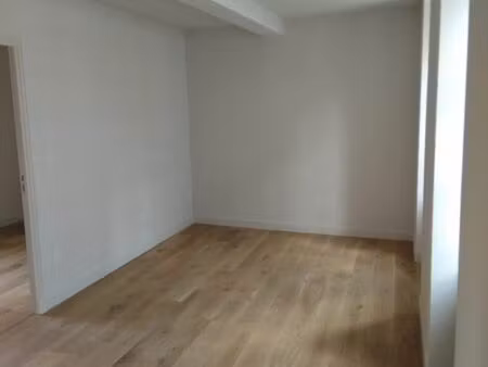 appartement t2 avec parking privatif  st brieuc