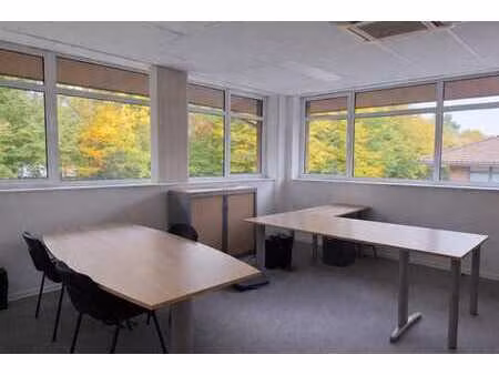 office to let