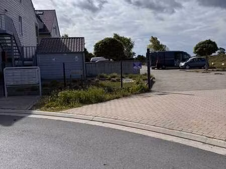 garagebox in afgesloten gebouw