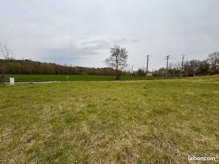 terrain 956 m² auriac sur vendinelle