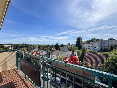 appartement proche rer avec vue dégagée
