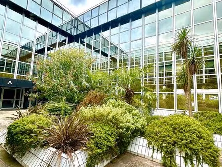 bureaux refaits à neuf