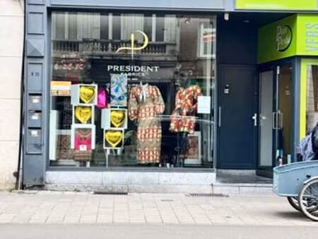 commerce à louer dans un emplacement stratégique à anvers