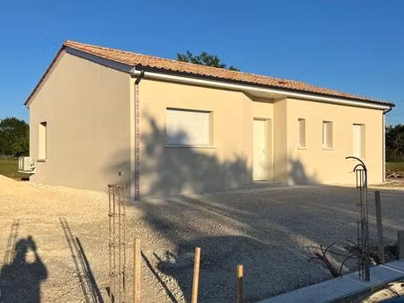 maison neuve à louer 3 chambres avec jardin