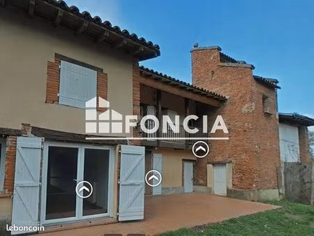 villa 5 pièces 262 m²