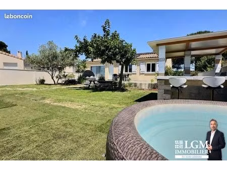 villa 5 pièces 100 m²