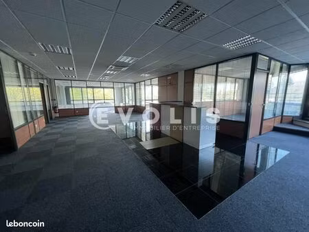 bureau 1 161 m²