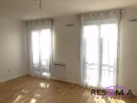 studio de 26 m² à châtillon
