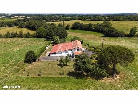 propriété 6 pièces 165 m²