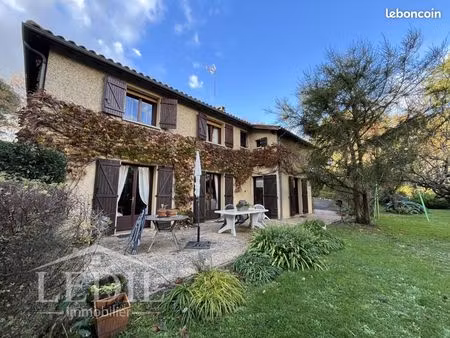 maison 6 pièces 176 m²