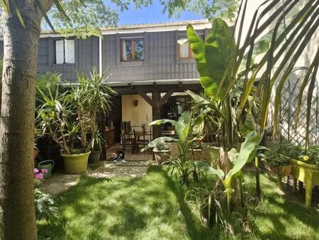 maison 6 pièces 110 m²