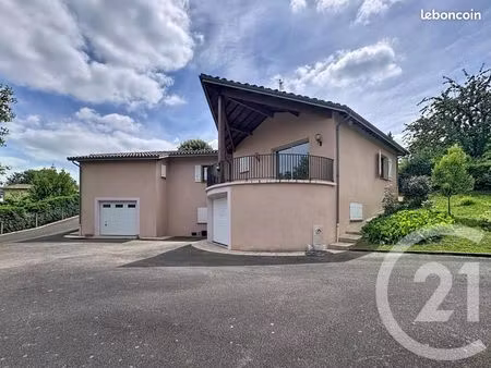 villa 7 pièces 120 m²