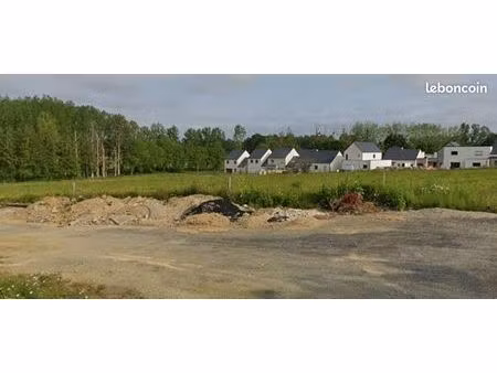 terrain 385 m² tinteniac