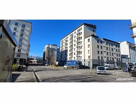 appartement 5 pièces 110 m²