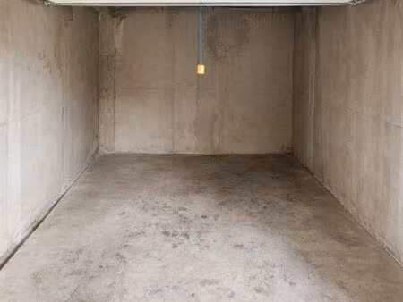 garage fermé à louer – quartier malbosc  montpellier