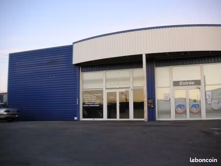 local commercial à louer