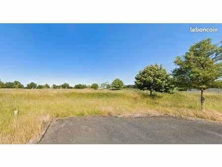 terrain 953 m² maille