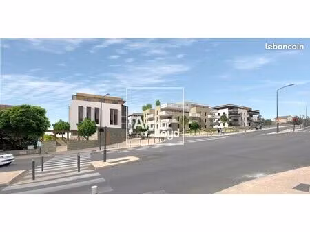 bureaux 121 m²