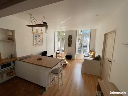 appartement t2 rénové – centre de luchon – 25 m² – idéal mix investissement locatif clé en