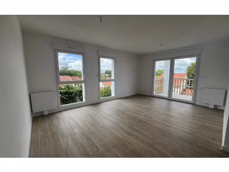 location appartement  80 m² t-4 à couzeix  890 €
